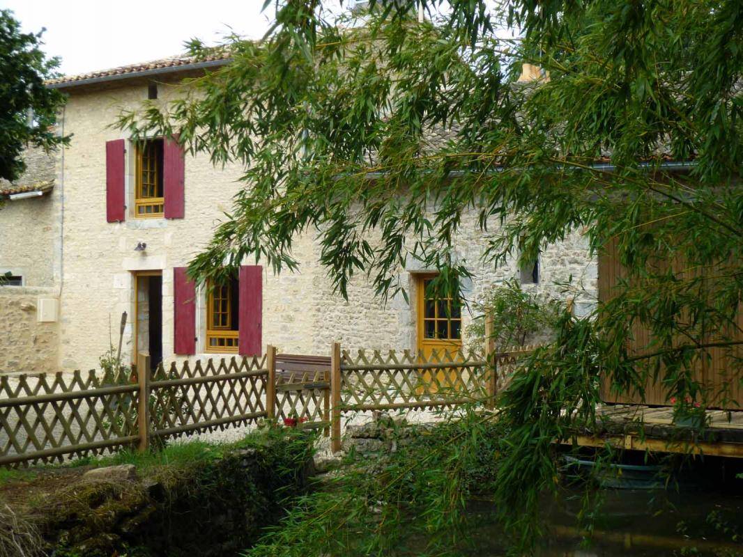 85 m&sup2; G&icirc;te 3 Schlafzimmer 6 G&auml;ste