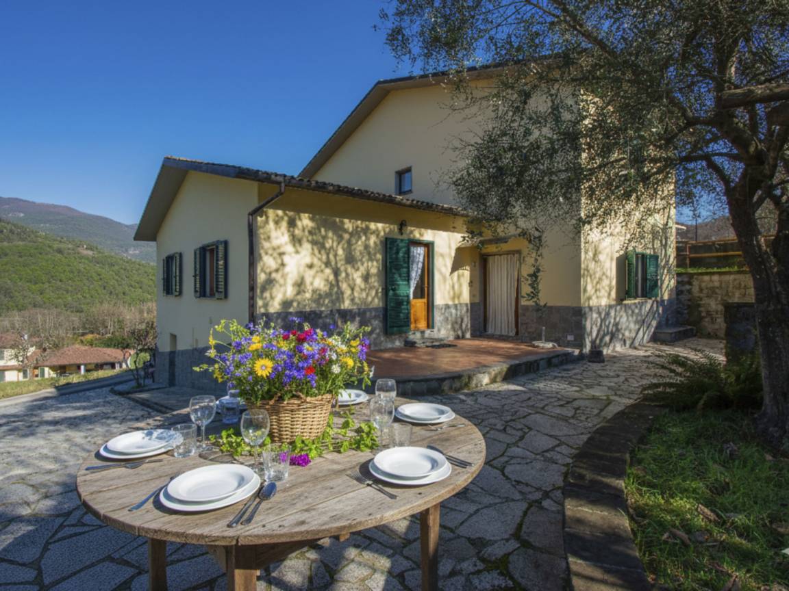 135 M² Huis ∙ 3 Slaapkamers ∙ 8 Gasten - Castelnuovo di Garfagnana