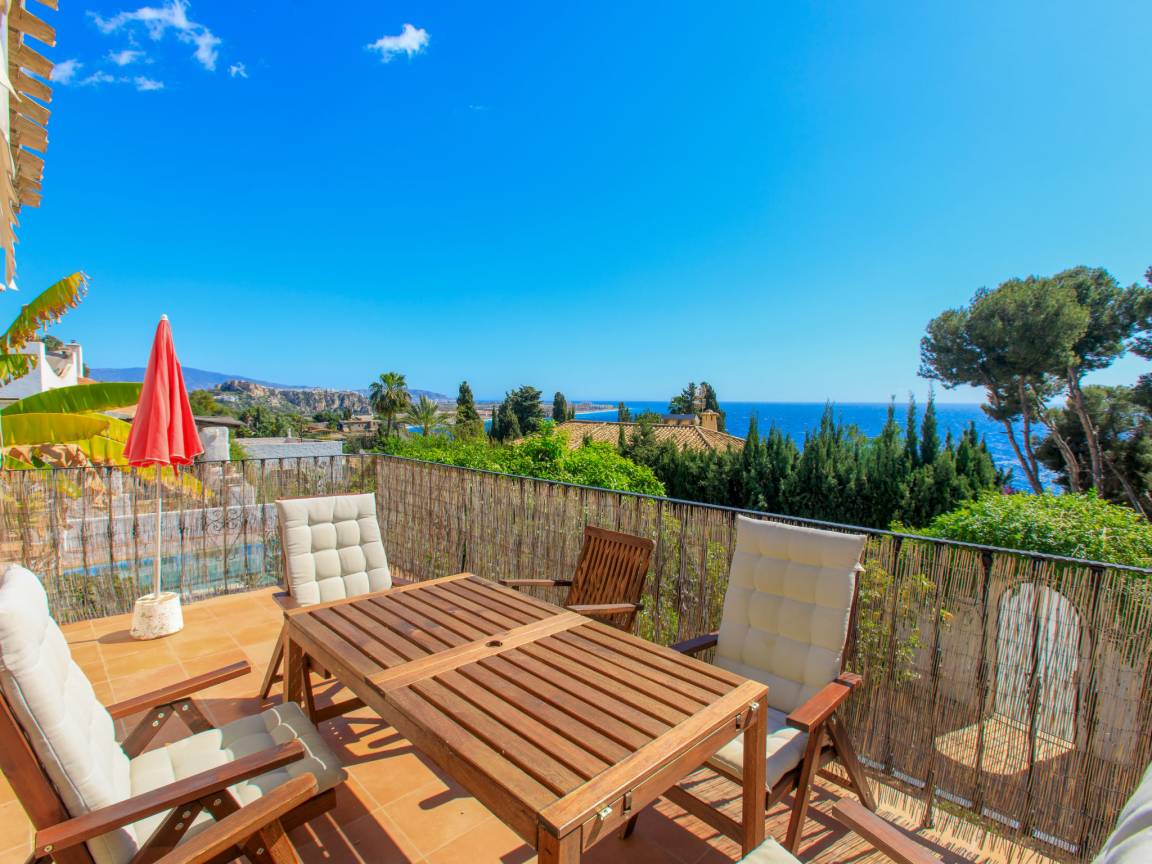 104 M² House ∙ 3 Bedrooms ∙ 6 Guests - Salobreña