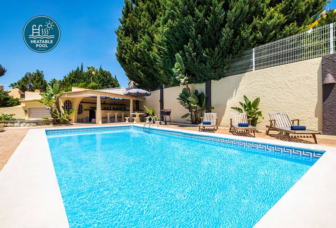 250 M² Villa ∙ 4 Bedrooms ∙ 15 Guests - Albufeira
