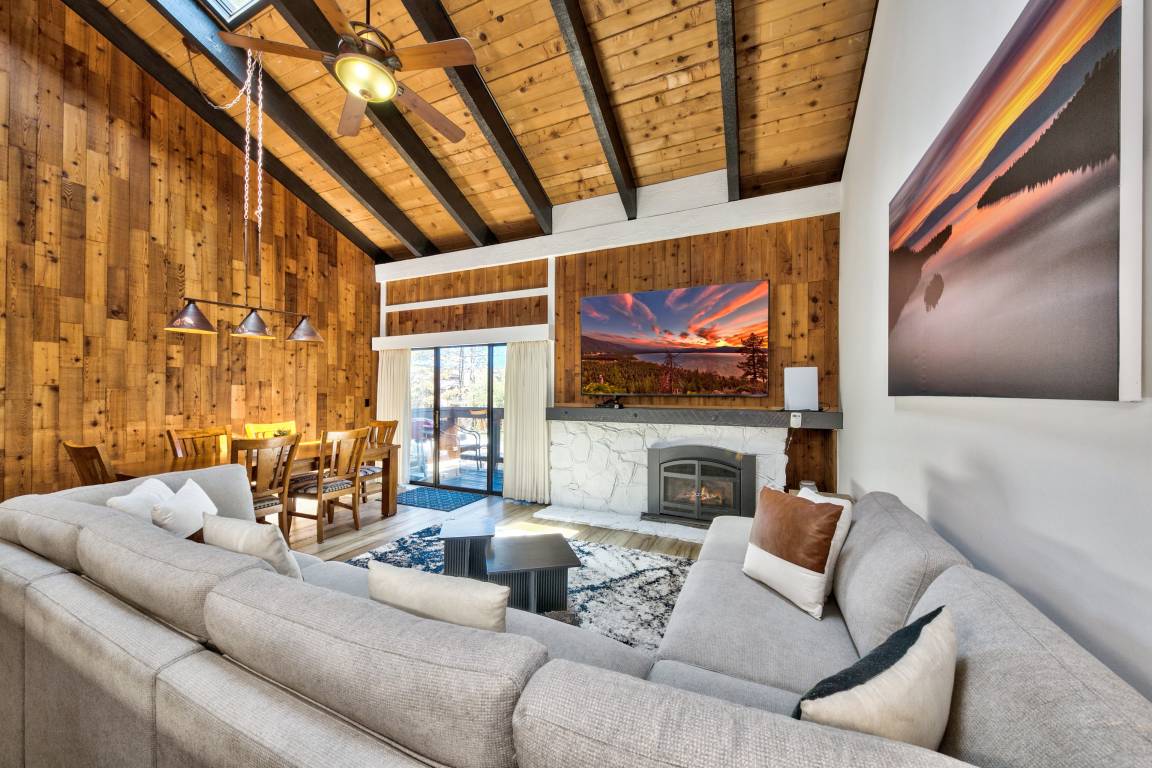 141 M² House ∙ 2 Bedrooms ∙ 8 Guests - Zephyr Cove, NV