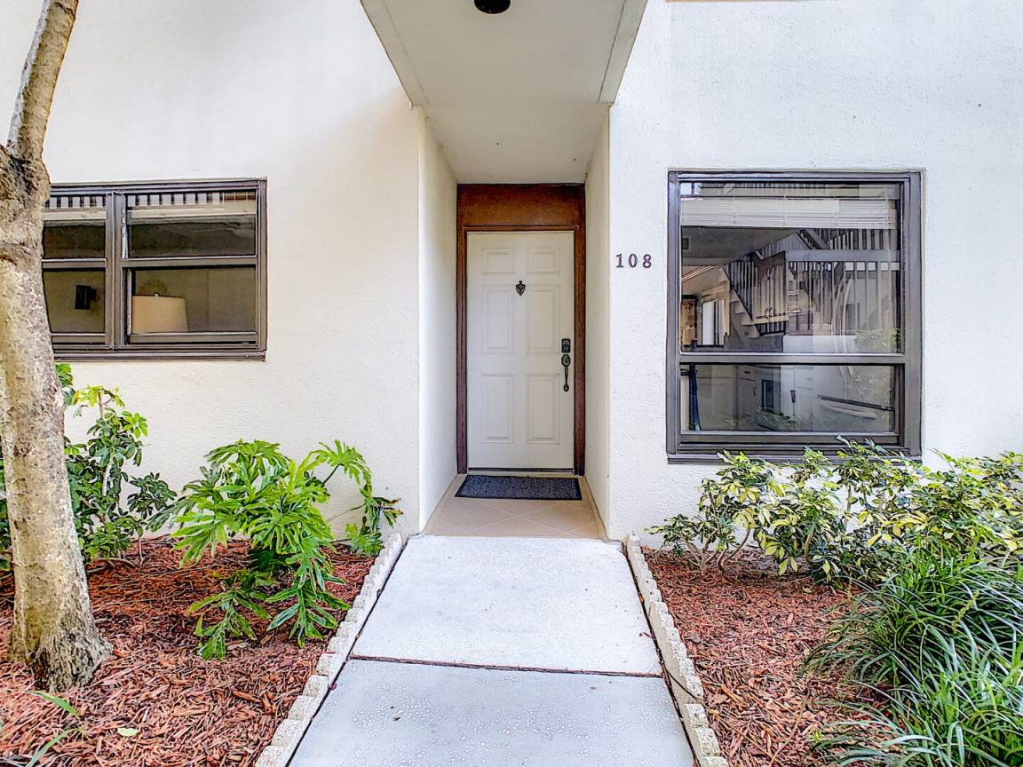 83 M² Ferienwohnung ∙ 2 Schlafzimmer ∙ 4 Gäste - St. Petersburg, FL