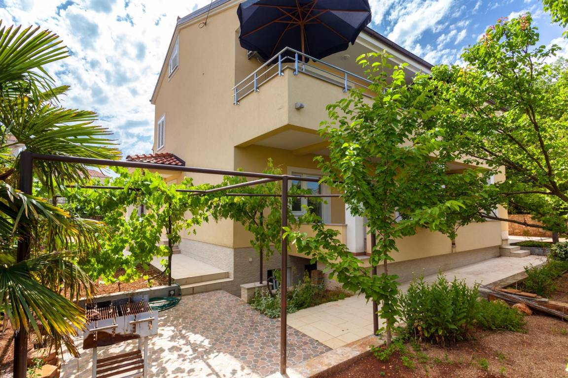 80 M² Apartment ∙ 2 Bedrooms ∙ 4 Guests - Krk