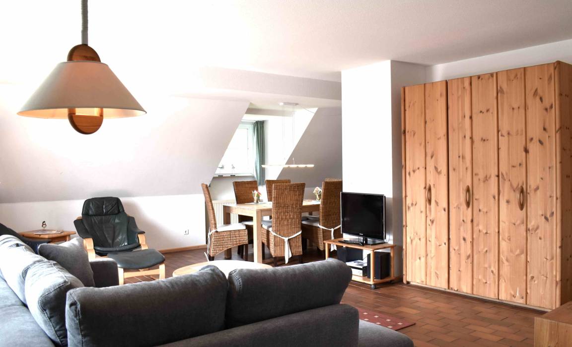 75 m² Ferienwohnung ∙ 2 Schlafzimmer ∙ 4 Gäste – Bild 6
