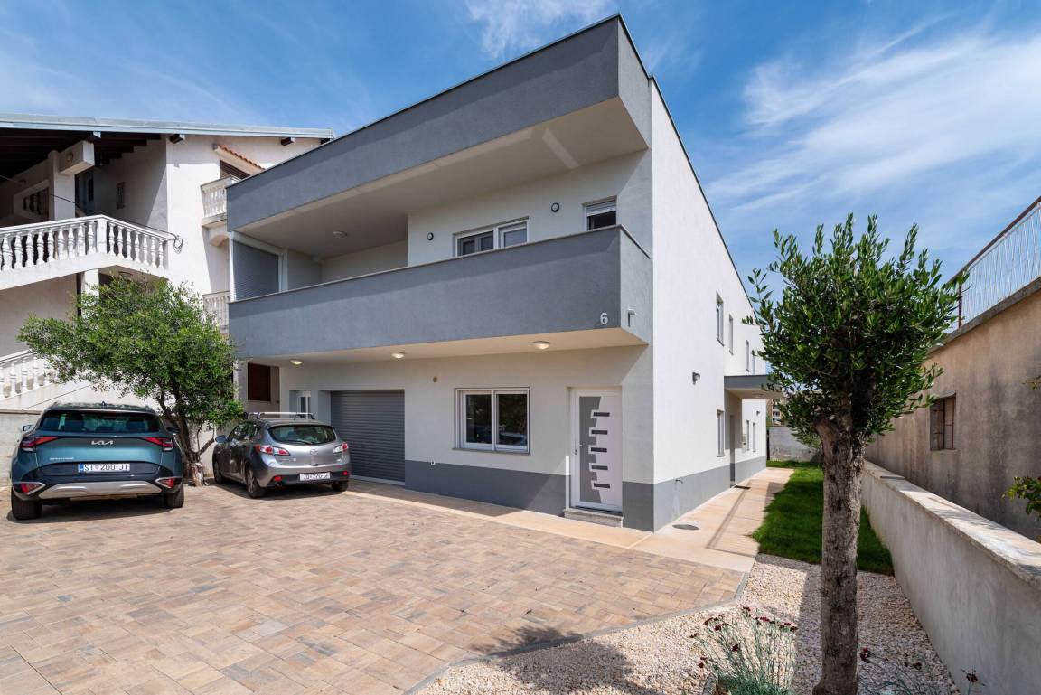 44 M² Ferienwohnung ∙ 1 Schlafzimmer ∙ 2 Gäste - Bibinje