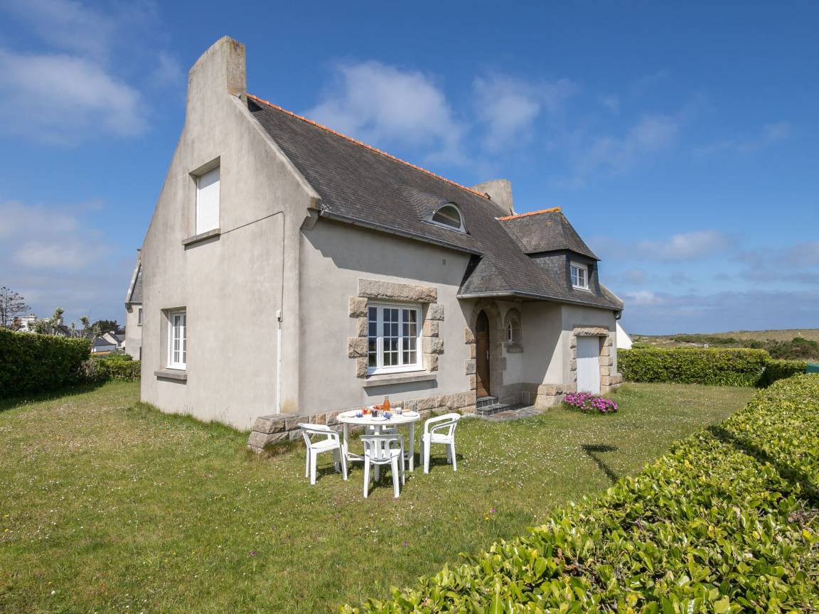 100 M² Maison De Vacances ∙ 4 Chambres ∙ 6 Personnes - Plouescat