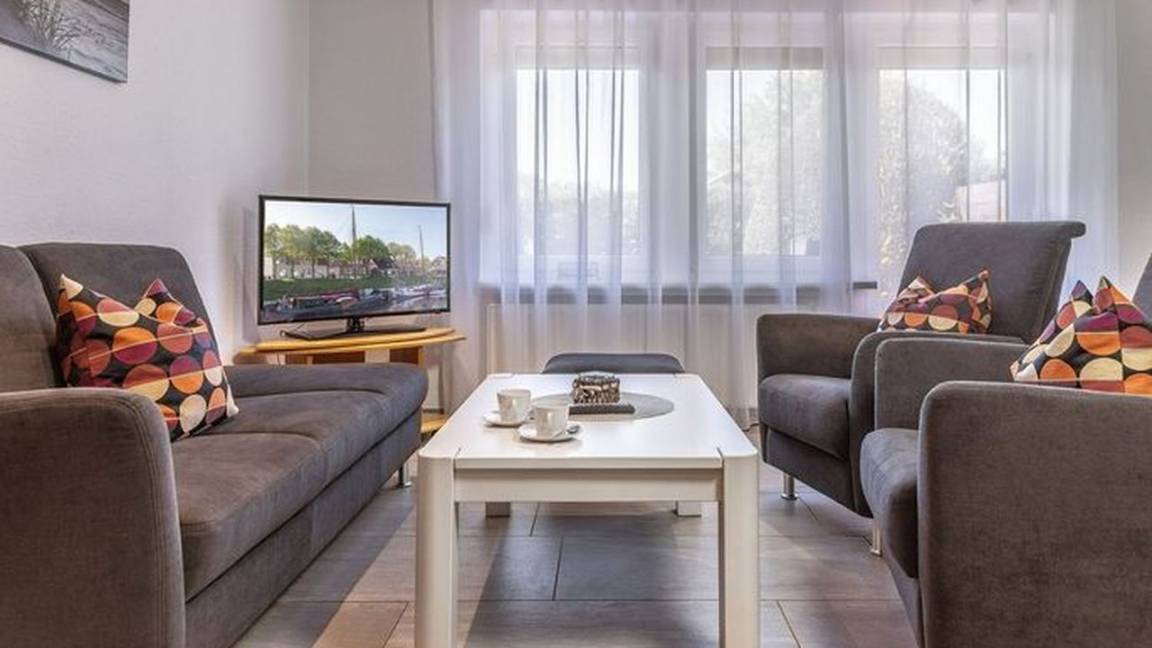 65 M² Ferienhaus ∙ 2 Schlafzimmer ∙ 4 Gäste - Carolinensiel