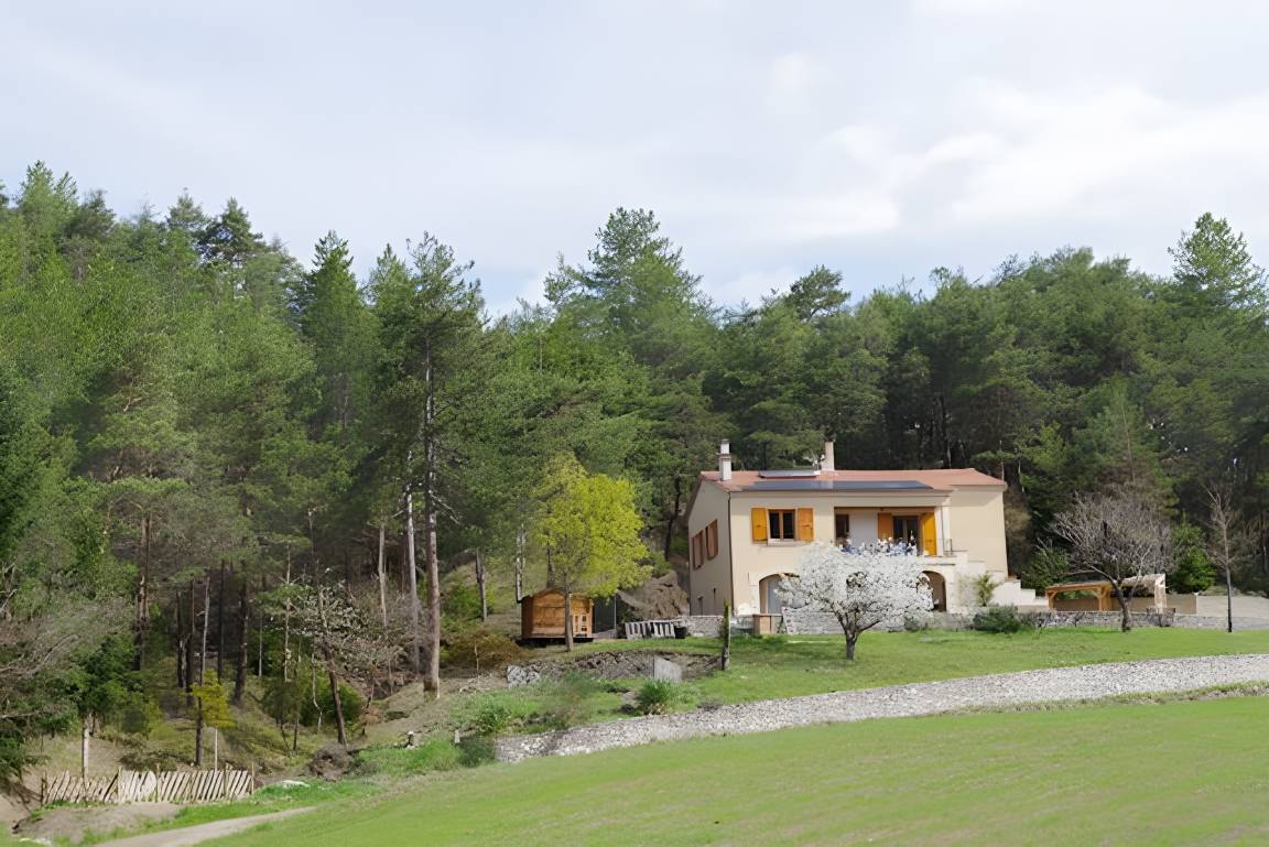 26 M² Cottage ∙ 1 Chambre ∙ 2 Personnes - Luc-en-Diois