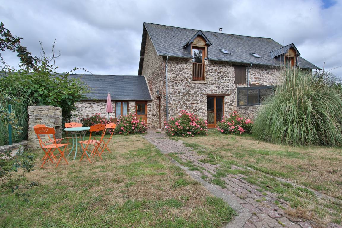 120 M² Casa ∙ 4 Habitaciones ∙ 9 Huéspedes - Saint-Lô