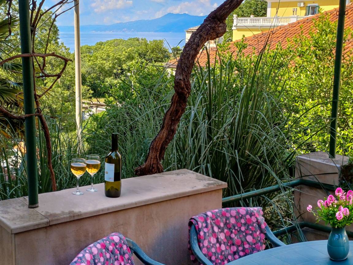 90 M² Appartamento Vacanza ∙ 2 Camere Da Letto ∙ 5 Ospiti - Fiume (Croazia)
