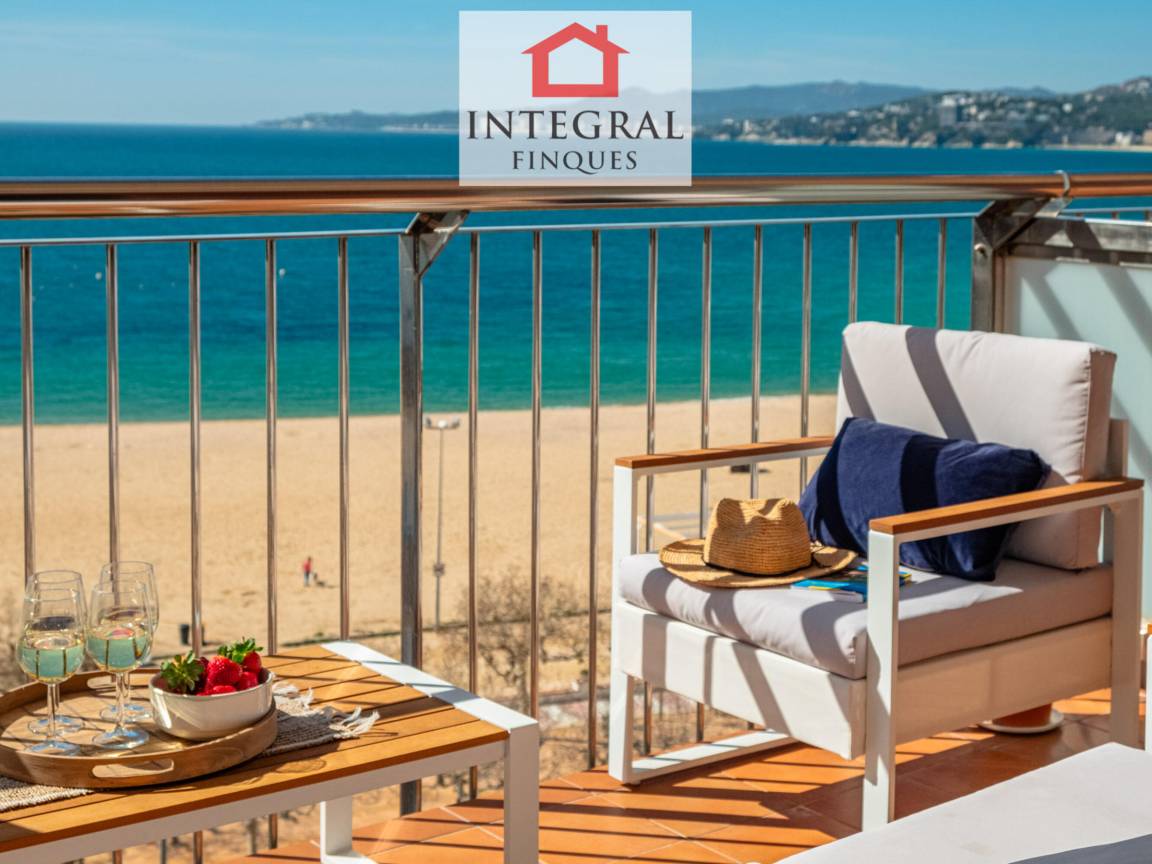 67 M² Apartament ∙ 2 Sypialnie ∙ 4 Gości - Palamós