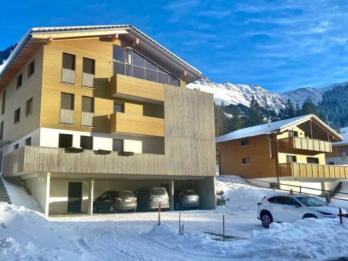 128 M² Appartement ∙ 3 Slaapkamers ∙ 6 Gasten - Zweisimmen