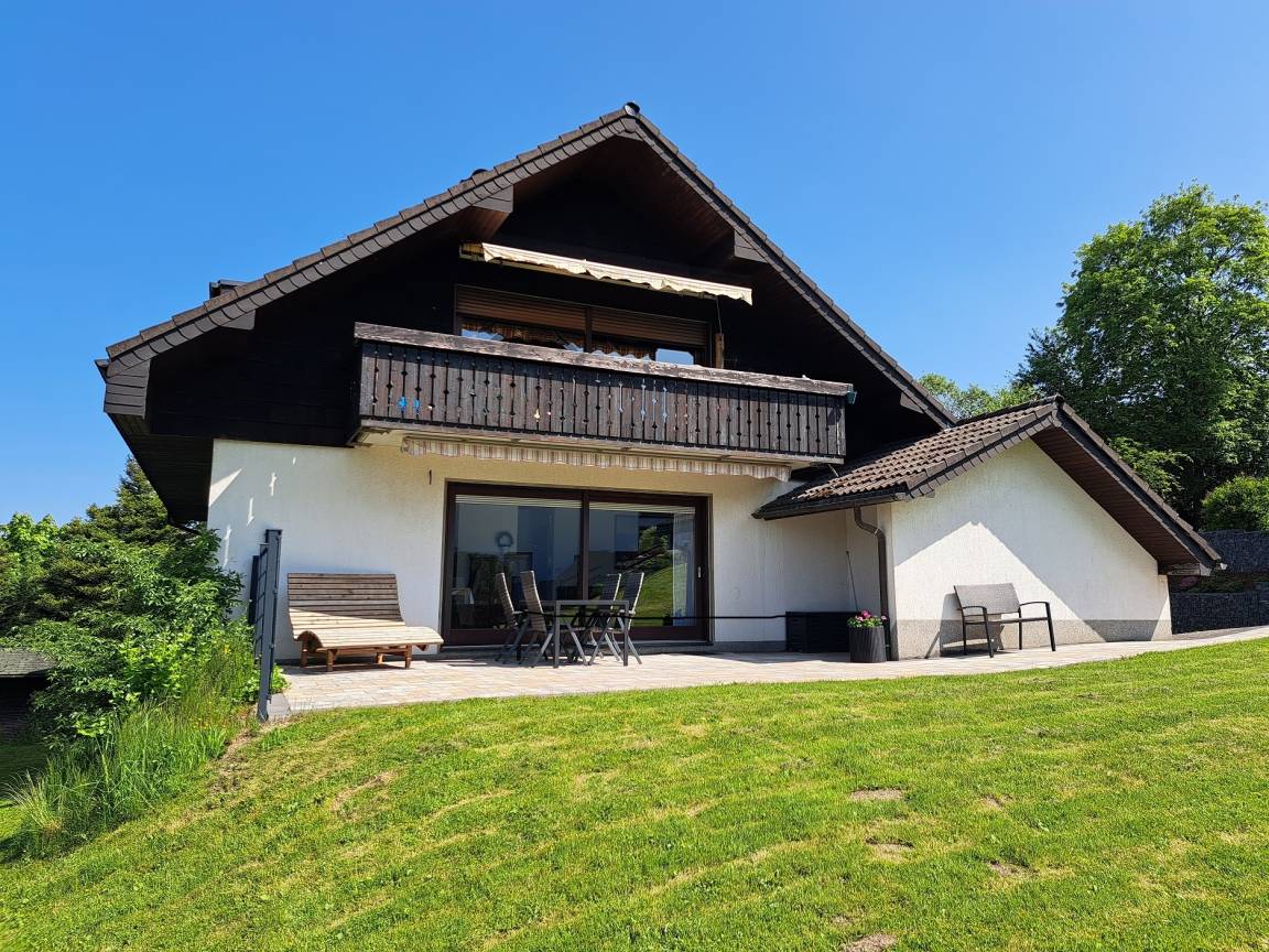 80 M² Ferienwohnung ∙ 2 Schlafzimmer ∙ 4 Gäste - Olsberg