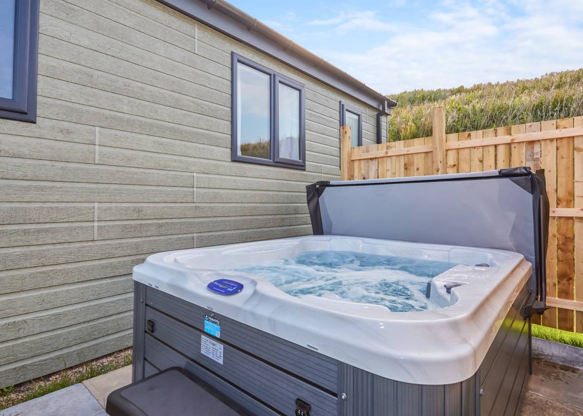 Chalet ∙ 3 Bedrooms ∙ 6 Guests - East Neuk