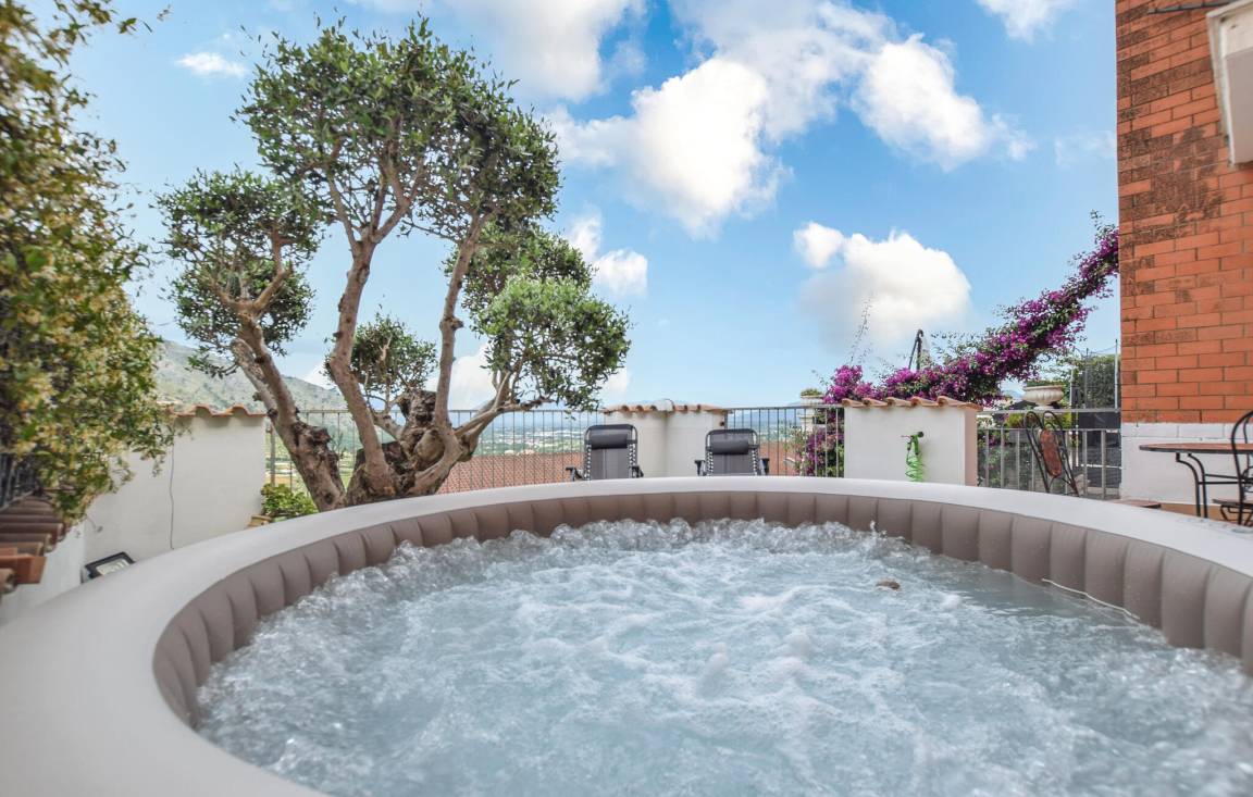 90 M² House ∙ 3 Bedrooms ∙ 5 Guests - Cassino