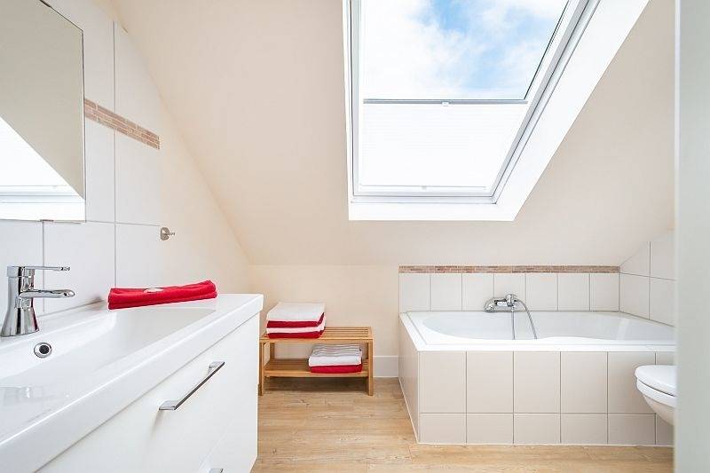 75 m² Ferienwohnung ∙ 3 Schlafzimmer ∙ 4 Gäste – Bild 9