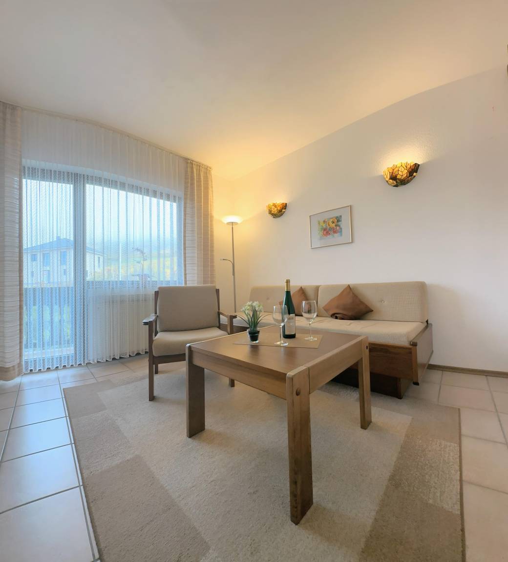 46 M² Ferienwohnung ∙ 1 Schlafzimmer ∙ 2 Gäste - Neumagen-Dhron