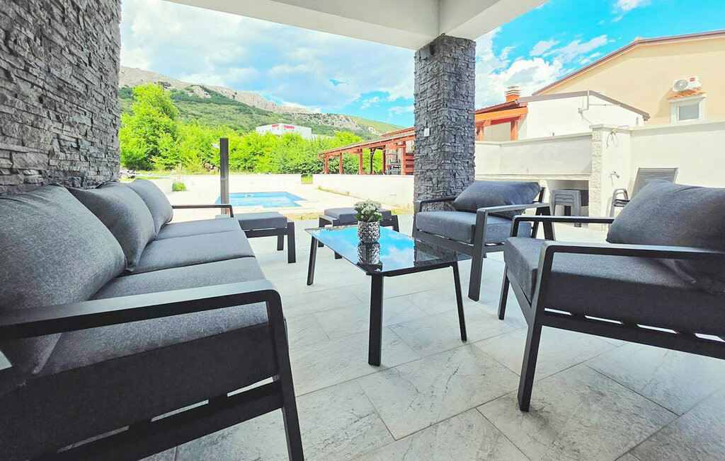 350 M² Villa ∙ 4 Schlafzimmer ∙ 10 Gäste - Krk