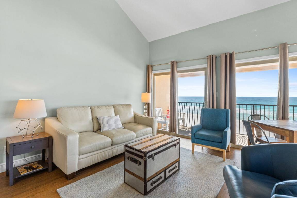 111 M² Condo ∙ 3 Bedrooms ∙ 10 Guests - Destin, FL