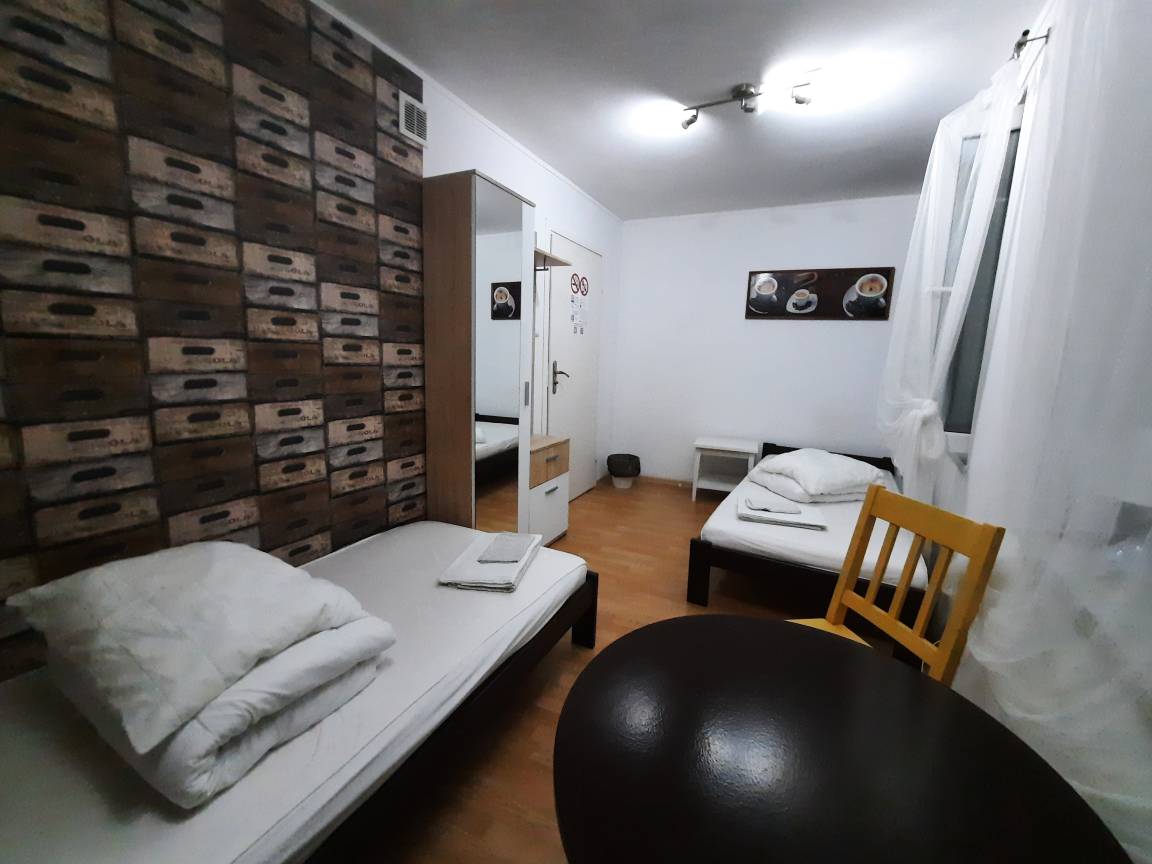 12 m² Privatzimmer ∙ 1 Schlafzimmer ∙ 2 Gäste – Bild 1
