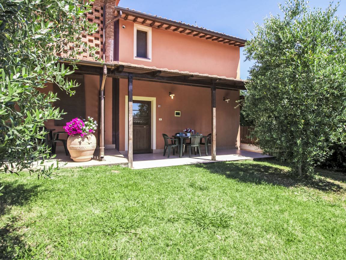 56 M² Apartamento ∙ 2 Habitaciones ∙ 4 Huéspedes - Provincia de Pistoia