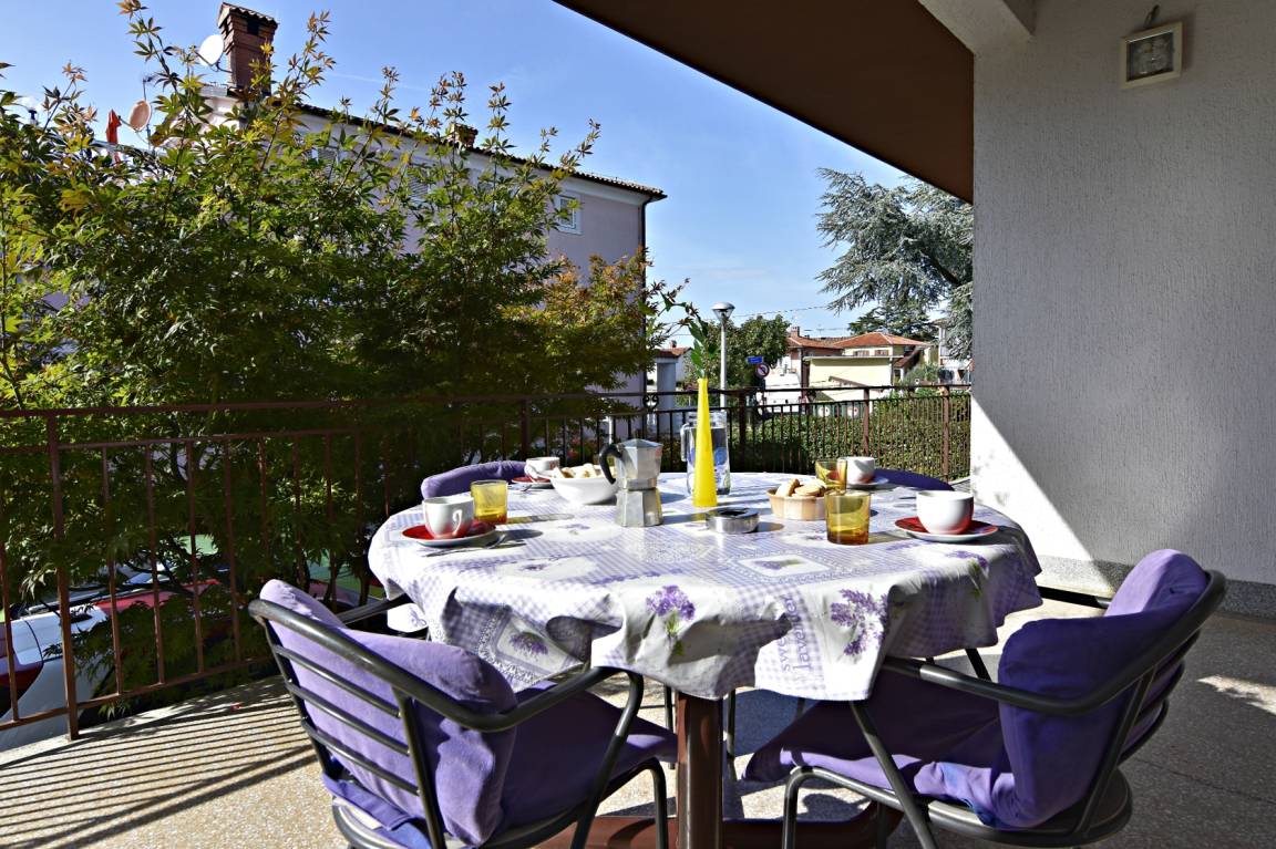 74 M² Ferienwohnung ∙ 2 Schlafzimmer ∙ 7 Gäste - Umag