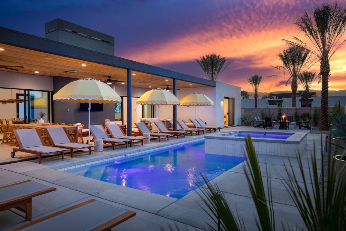506 M² Villa ∙ 6 Bedrooms ∙ 16 Guests - Coachella Festival