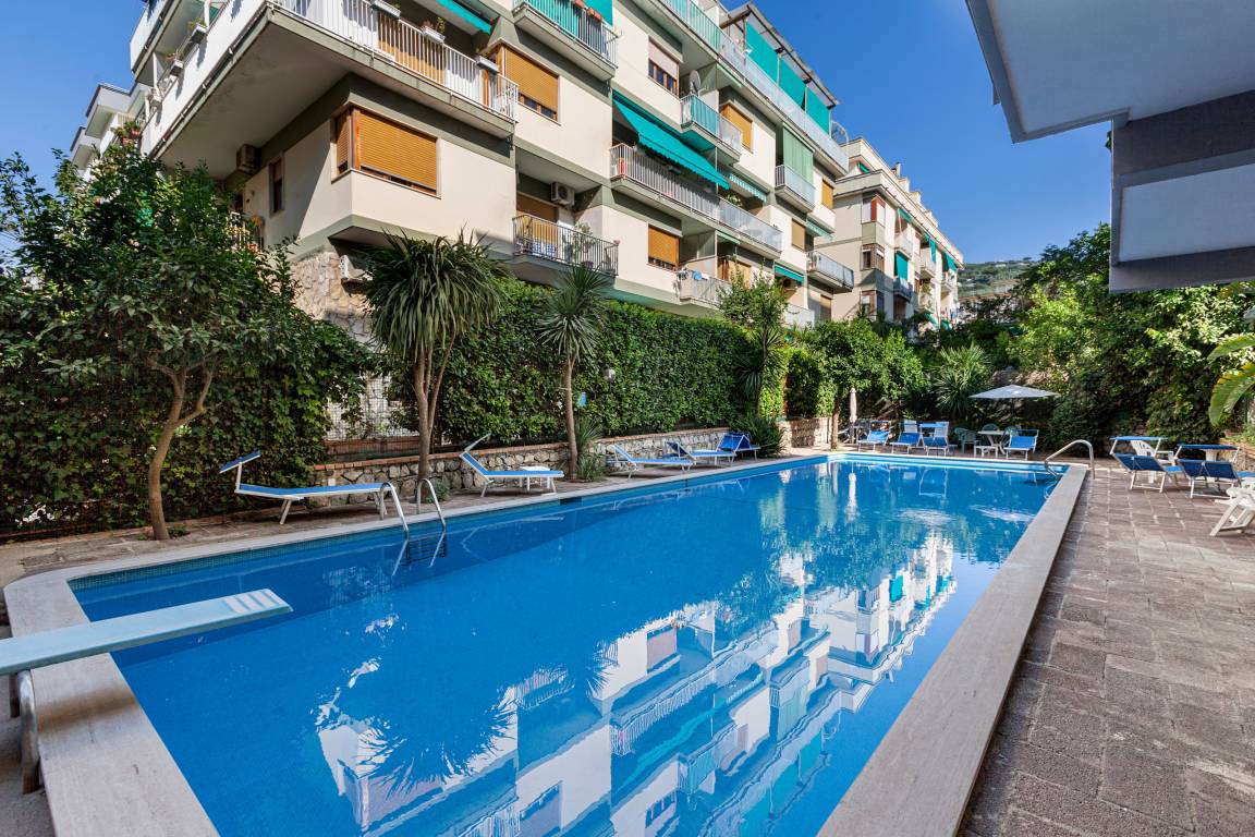 90 M² Lägenhet ∙ 2 Sovrum ∙ 5 Gäster - Sorrento