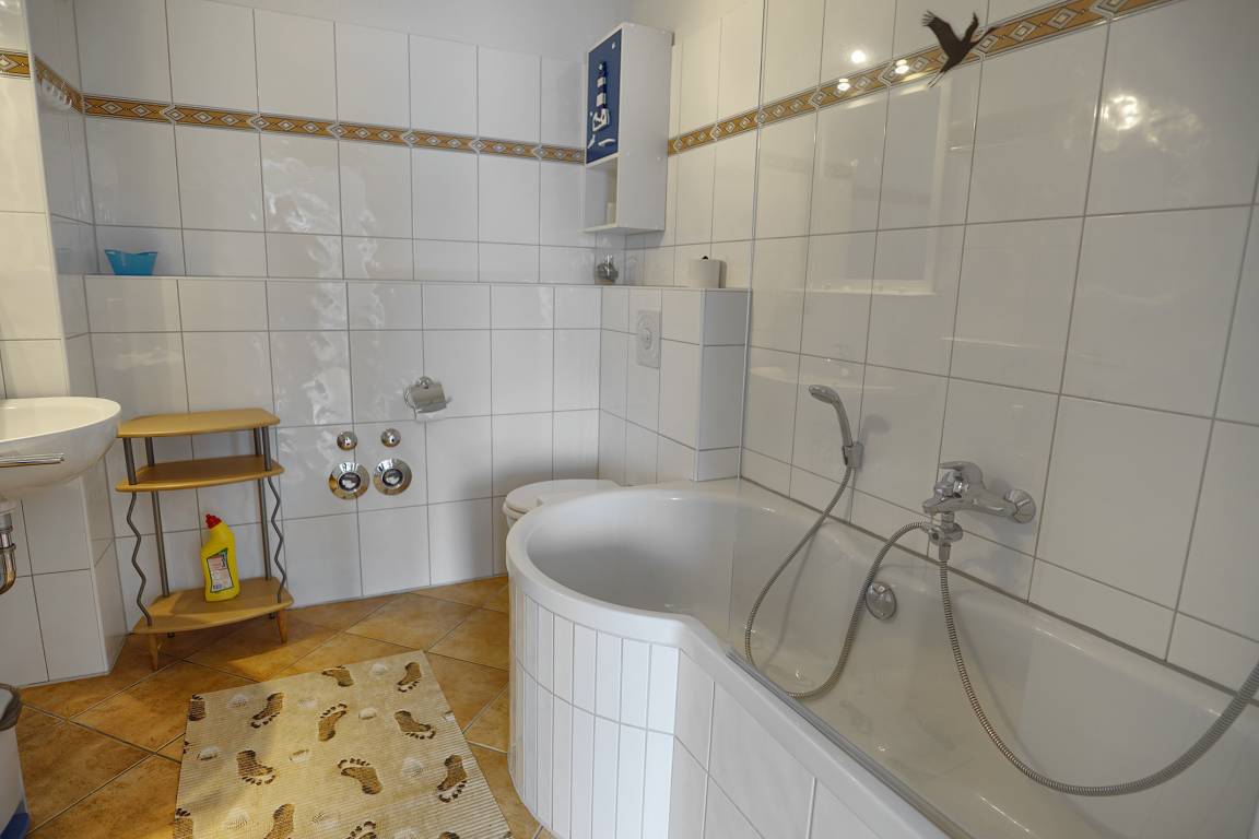 75 m² Ferienwohnung ∙ 2 Schlafzimmer ∙ 4 Gäste – Bild 12