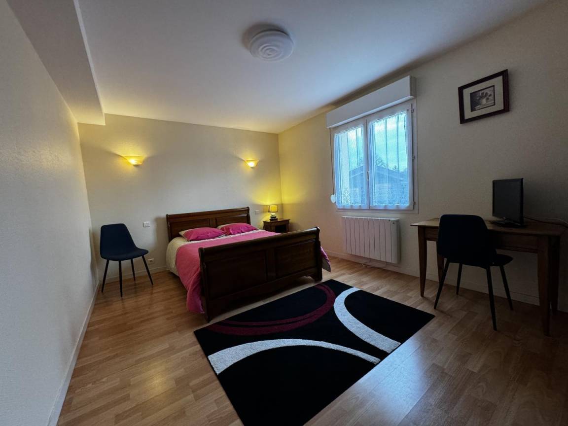 90 m² Gîte ∙ 3 Schlafzimmer ∙ 6 Gäste – Bild 6