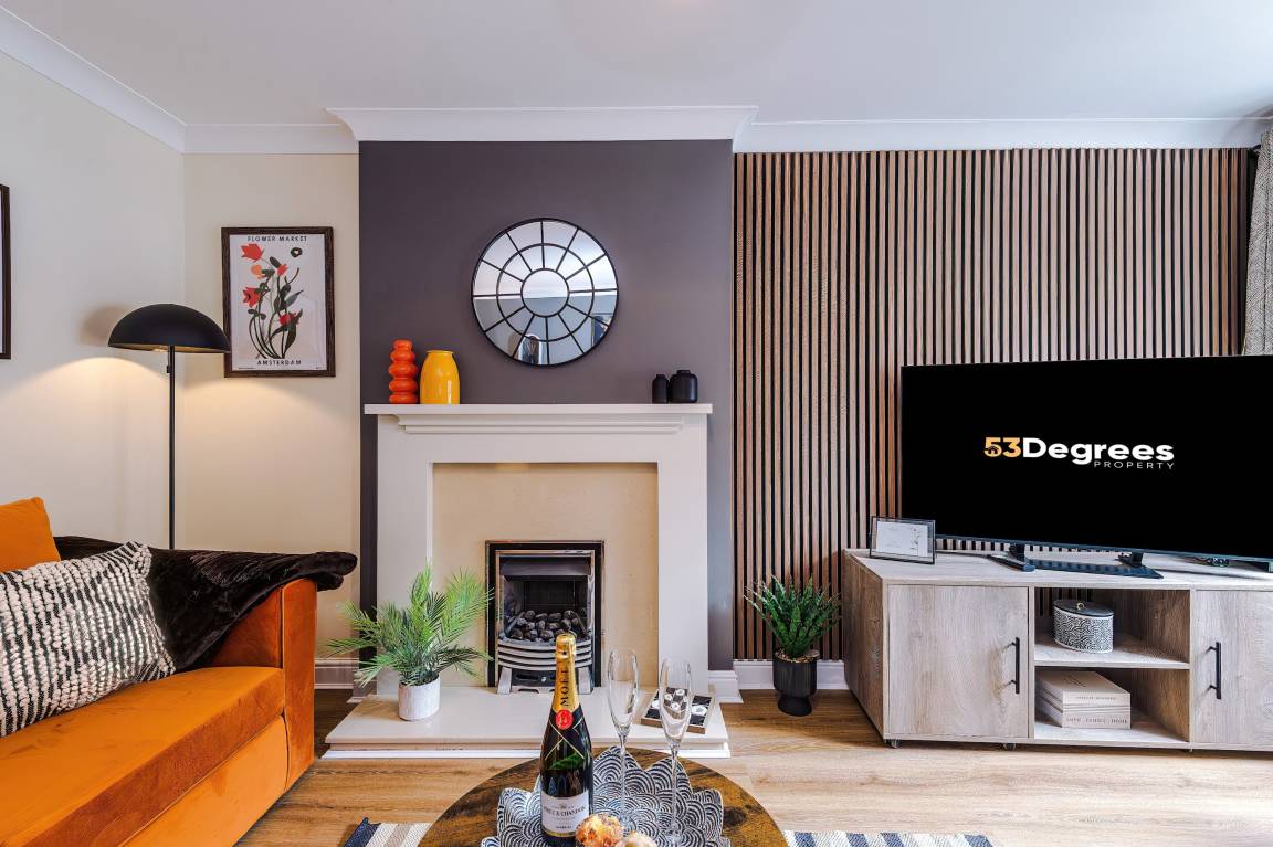 Apartment ∙ 4 Bedrooms ∙ 8 Guests - Northwich