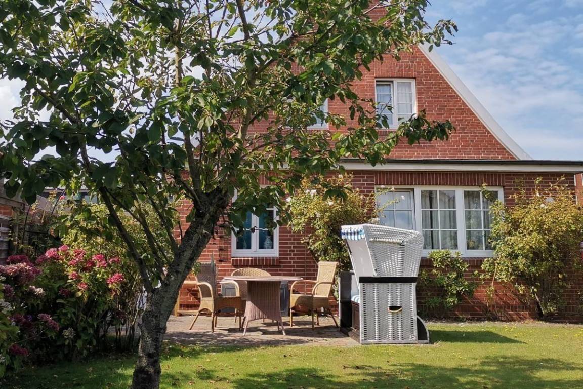 55 M² Ferienwohnung ∙ 2 Schlafzimmer ∙ 4 Gäste - Keitum