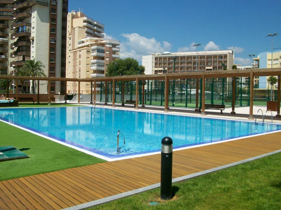 100 M² Apartment ∙ 4 Bedrooms ∙ 8 Guests - Gandia