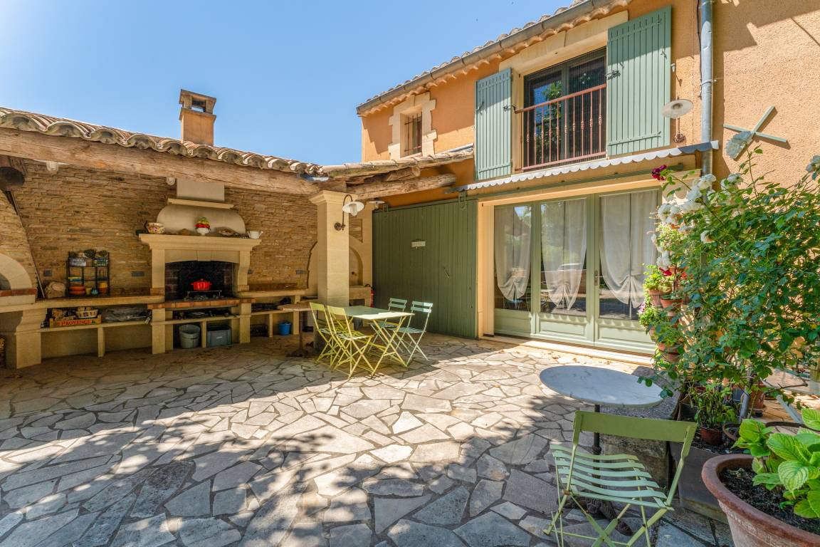 80 M² Appartement ∙ 1 Chambre ∙ 2 Personnes - Cavaillon