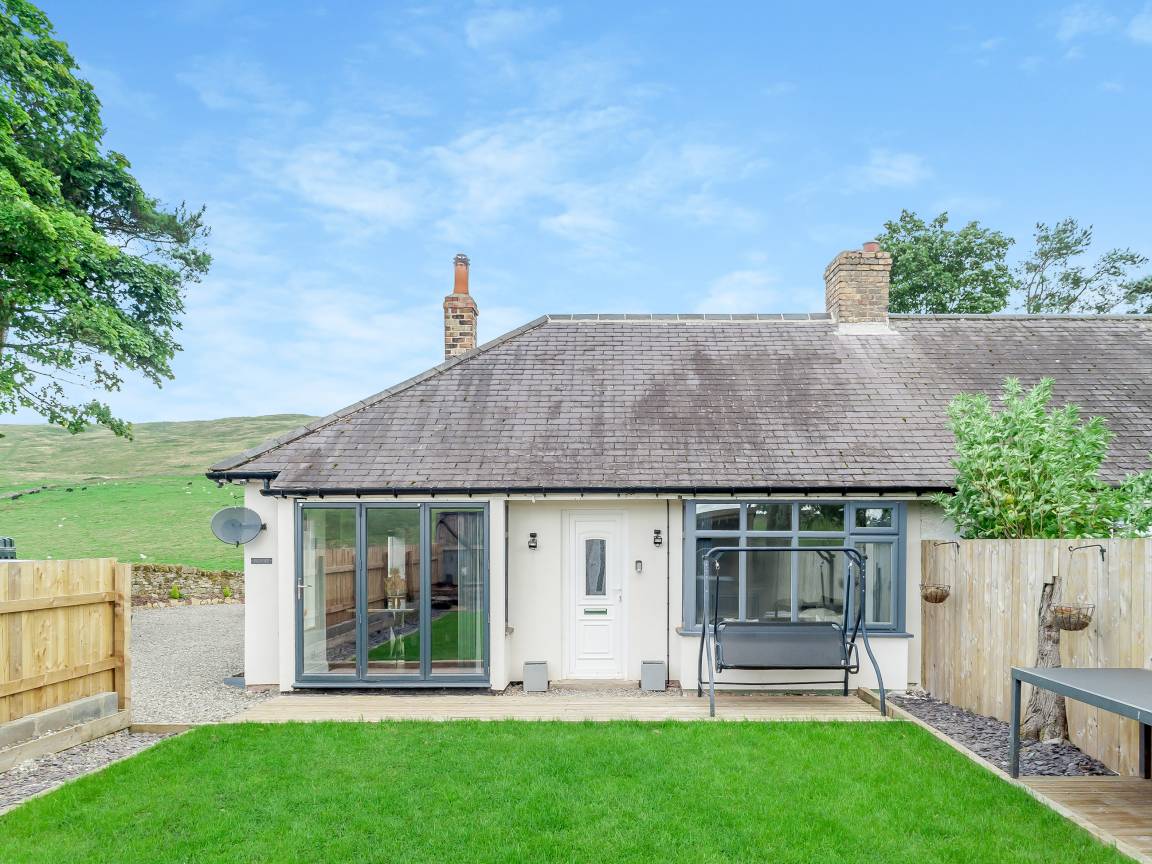 Cottage ∙ 2 Bedrooms ∙ 4 Guests - Northumberland