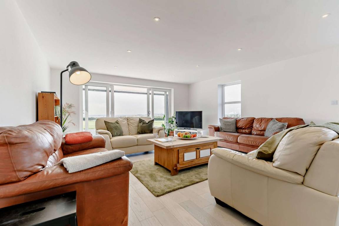 Cottage ∙ 5 Bedrooms ∙ 10 Guests - Cornwall