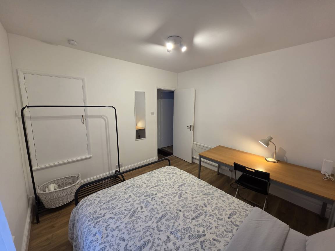 65 M² Apartment ∙ 2 Bedrooms ∙ 4 Guests - Greenwich