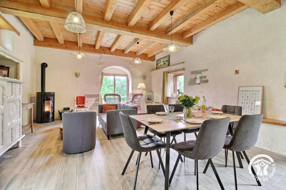 85 m&sup2; G&icirc;te 3 Schlafzimmer 4 G&auml;ste