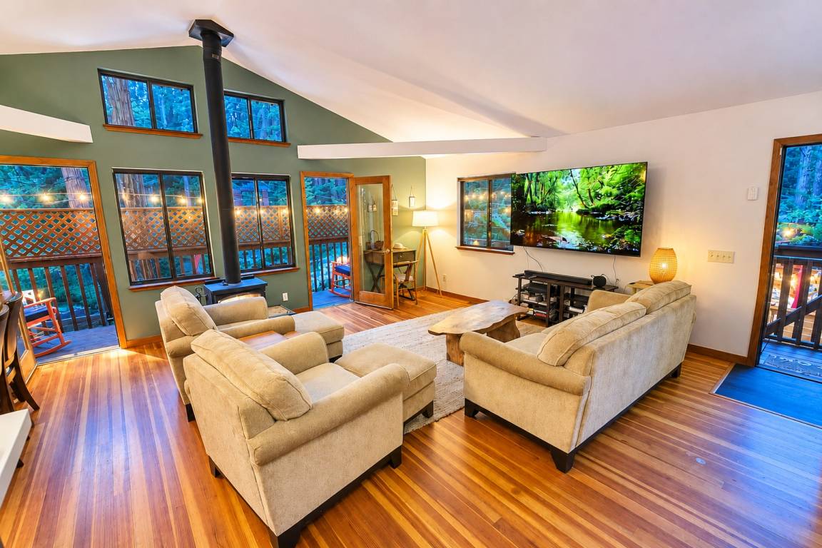 104 M² House ∙ 2 Bedrooms ∙ 4 Guests - Jenner, CA