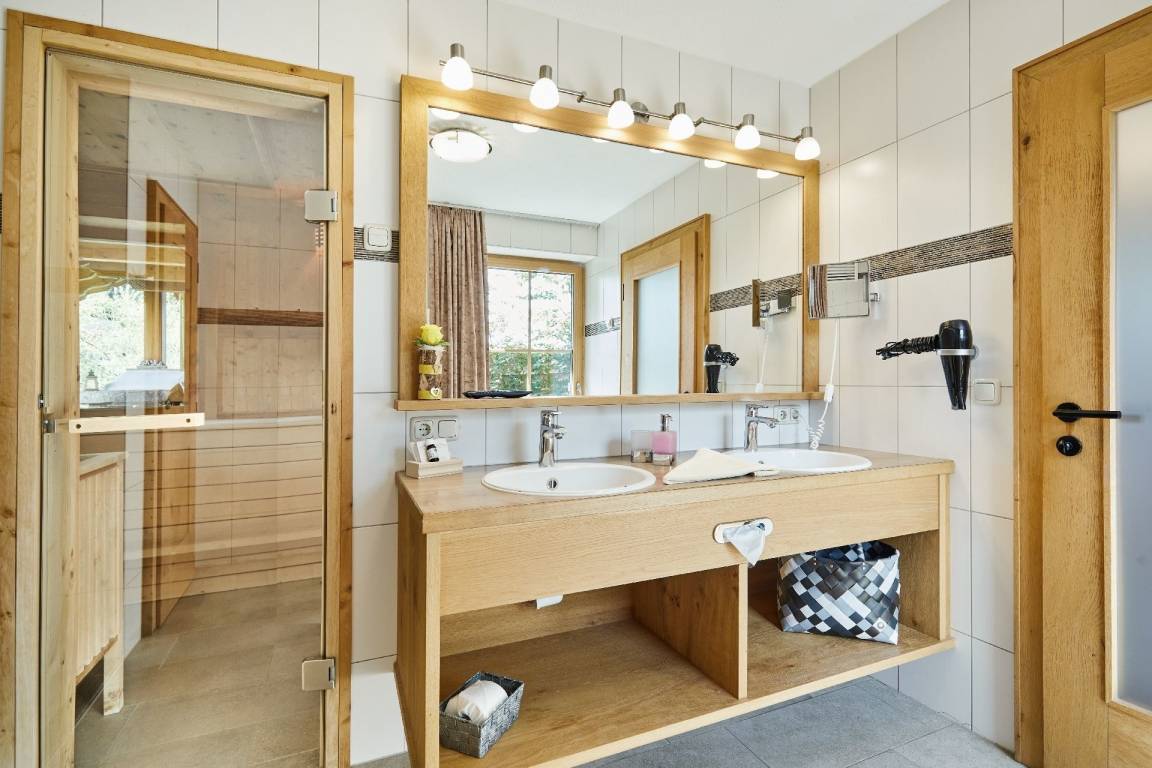 145 m² Ferienhaus ∙ 2 Schlafzimmer ∙ 6 Gäste – Bild 6