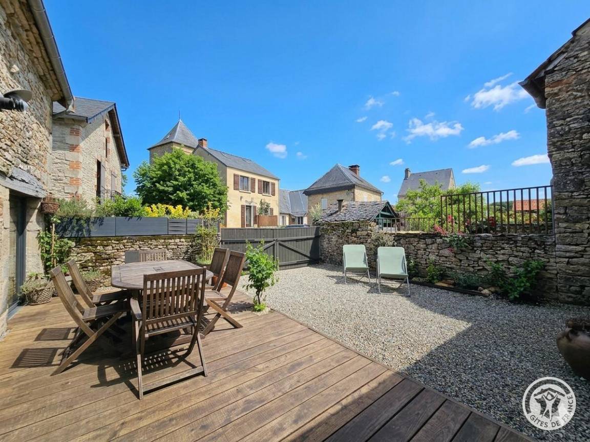 90 M² Gîte ∙ 3 Slaapkamers ∙ 6 Gasten - Périgord