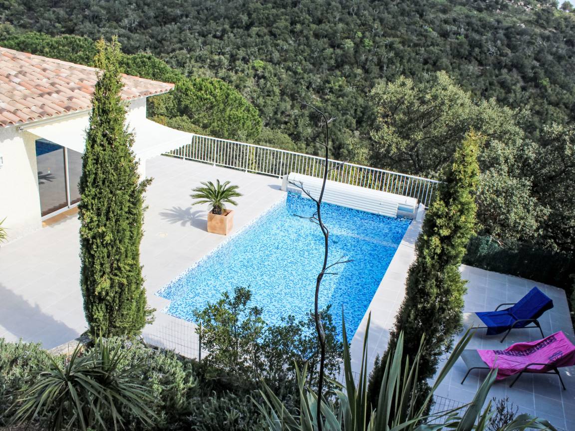 160 M² Maison De Vacances ∙ 4 Chambres ∙ 8 Personnes - Céret