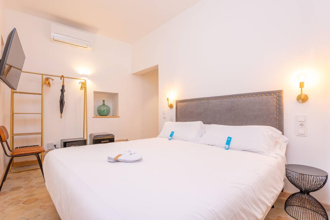 758 M² Hotel ∙ 1 Slaapkamer ∙ 2 Gasten - Sineu