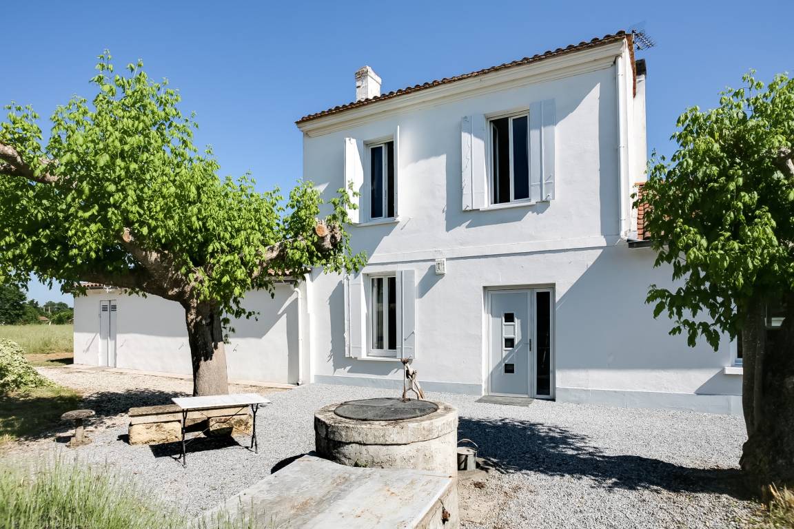 135 M² Maison De Vacances ∙ 3 Chambres ∙ 6 Personnes - Bordeaux