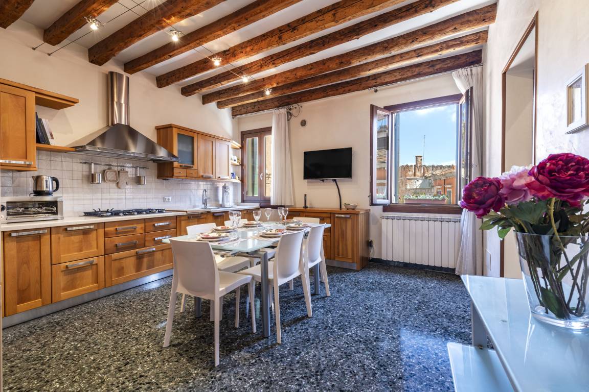 200 M² Apartment ∙ 3 Bedrooms ∙ 5 Guests - Venice