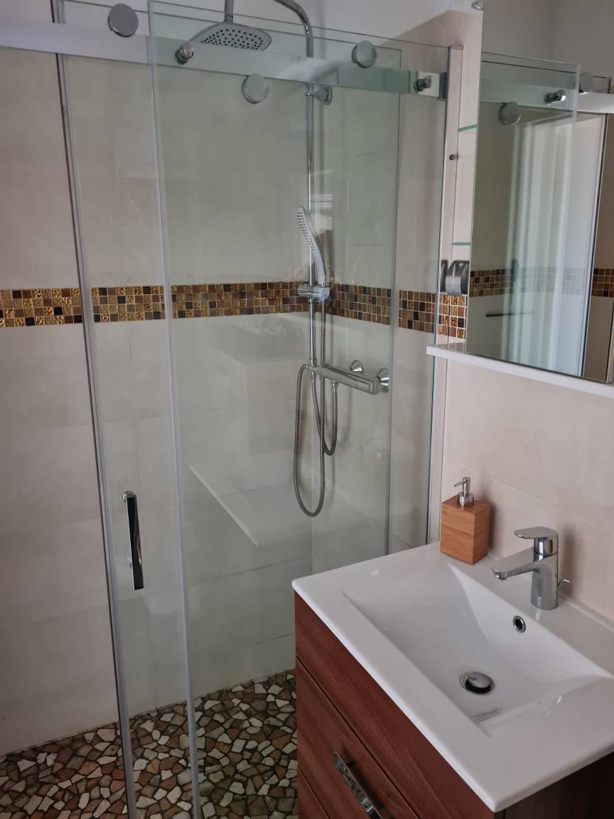 45 m² Ferienwohnung ∙ 1 Schlafzimmer ∙ 2 Gäste – Bild 12