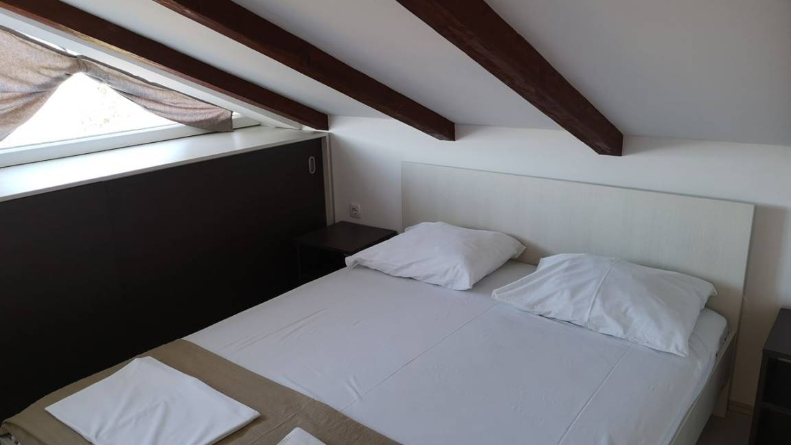 40 M² Ferienwohnung ∙ 2 Schlafzimmer ∙ 4 Gäste - Lopar