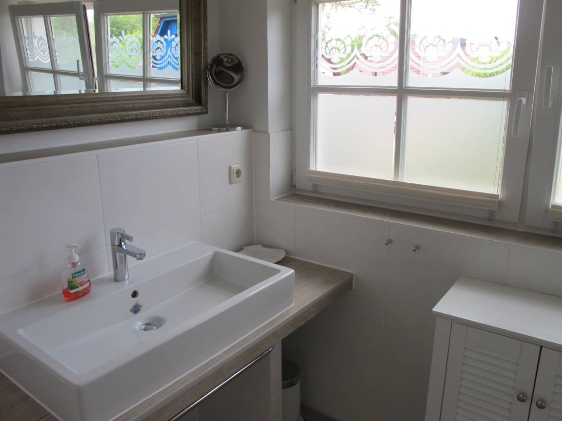 90 m² Ferienhaus ∙ 2 Schlafzimmer ∙ 4 Gäste – Bild 11