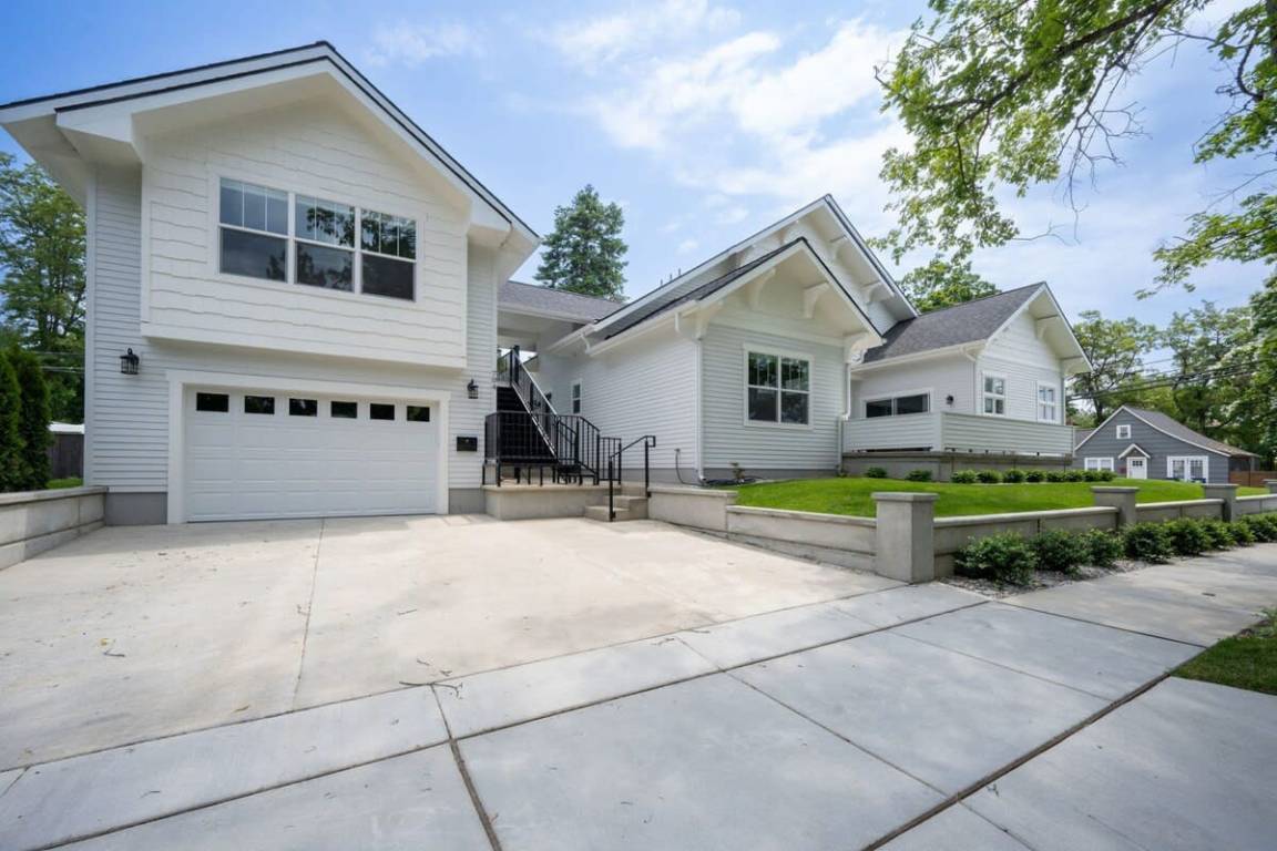 443 M² House ∙ 5 Bedrooms ∙ 12 Guests - Post Falls, ID