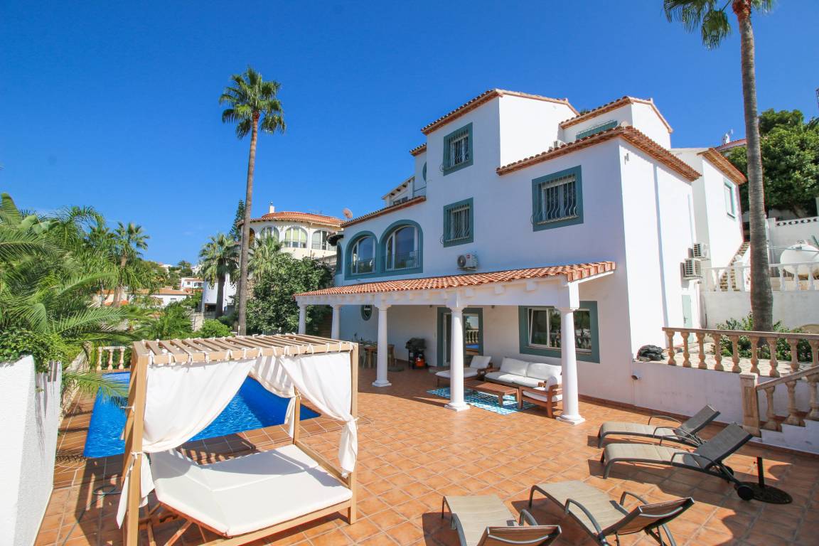 250 M² Villa ∙ 2 Schlafzimmer ∙ 4 Gäste - Dénia
